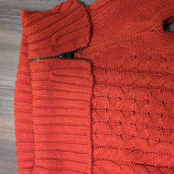 Orange Vintage Off the Shoulder Cable Knit Sweater - Picture 2 of 8